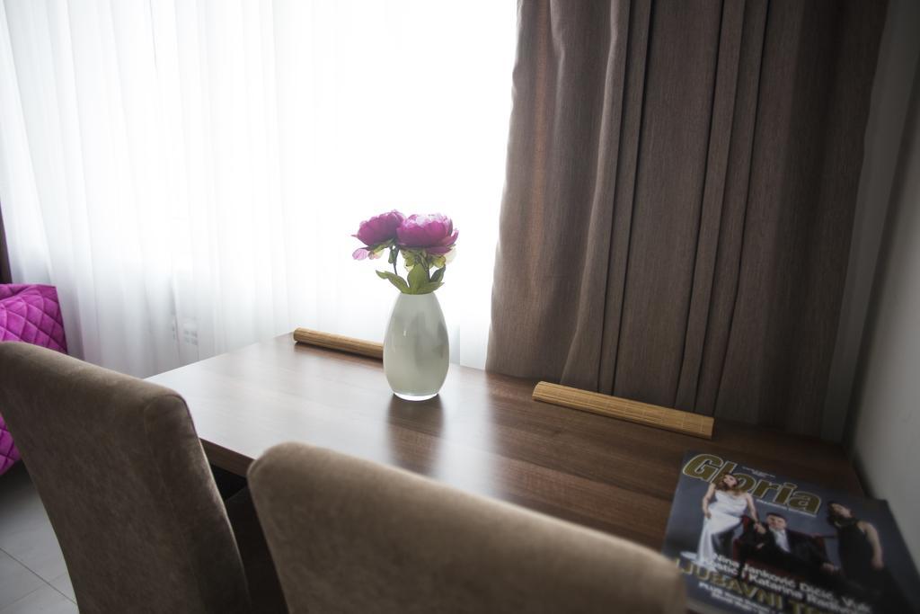 Aria Royal Nusic Apartment ベオグラード エクステリア 写真